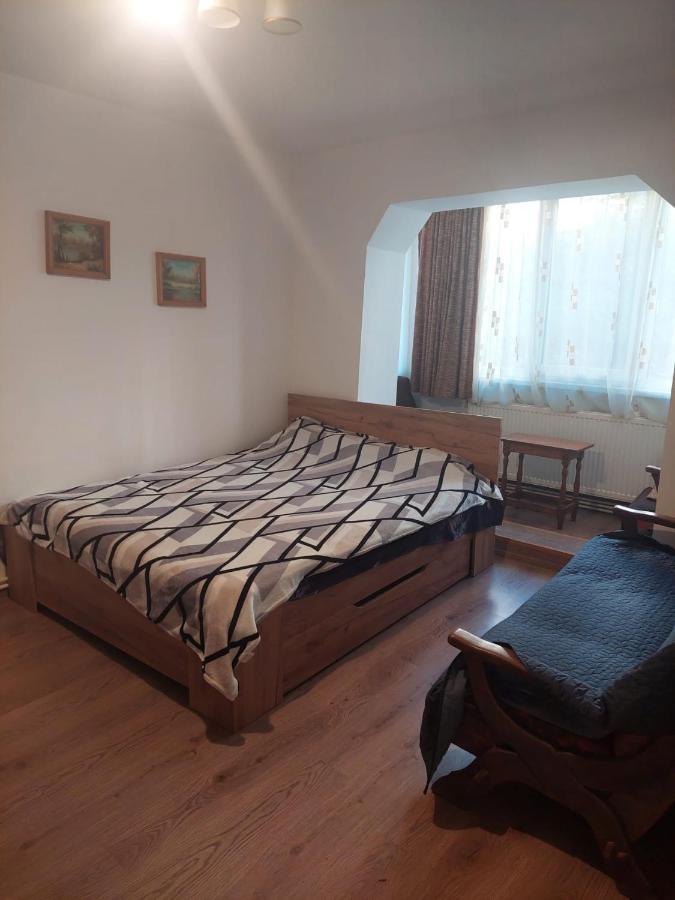 Apartament Georgian ไบเลตุชนาด ภายนอก รูปภาพ